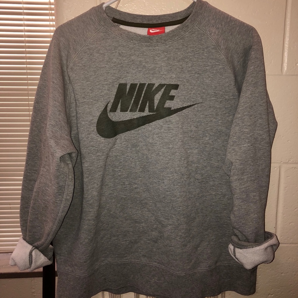 Nike Crew